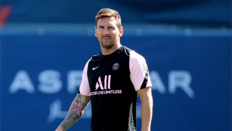 ميسي يغيب عن تشكيلة باريس سان جيرمان في أمام بريست