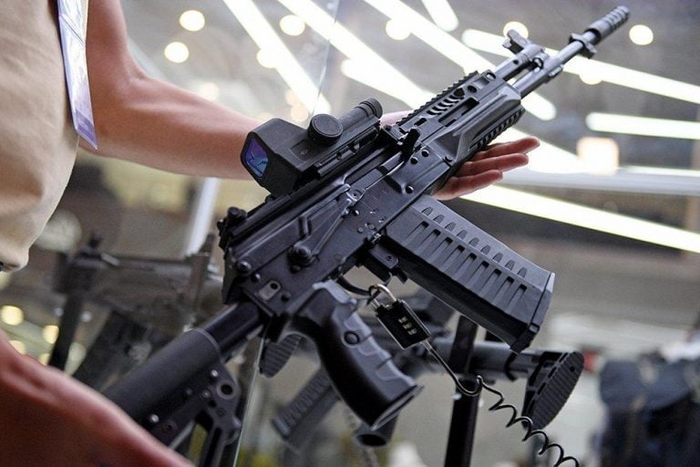 هل نرى الجيش الهندي برشاشات كلاشينكوف العام المقبل؟