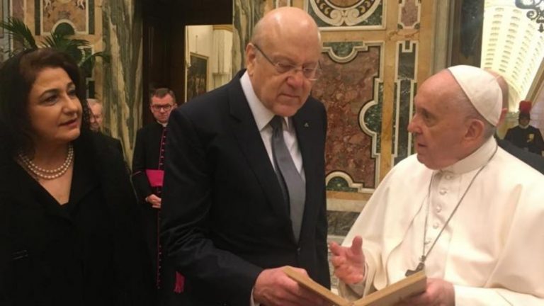 ميقاتي والبابا فرنسيس