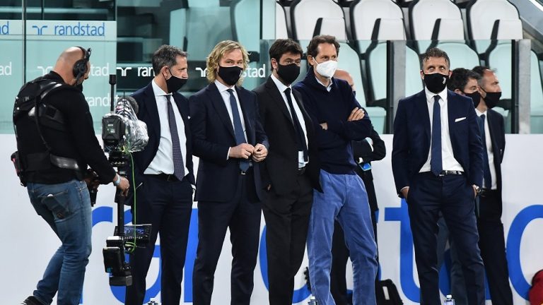 وثائق ومستندات لنادي يوفنتوس في قبضة الشرطة الإيطالية