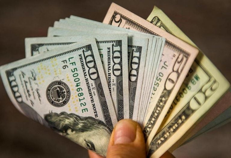 كيف إفتتح دولار السوق السوداء اليوم؟