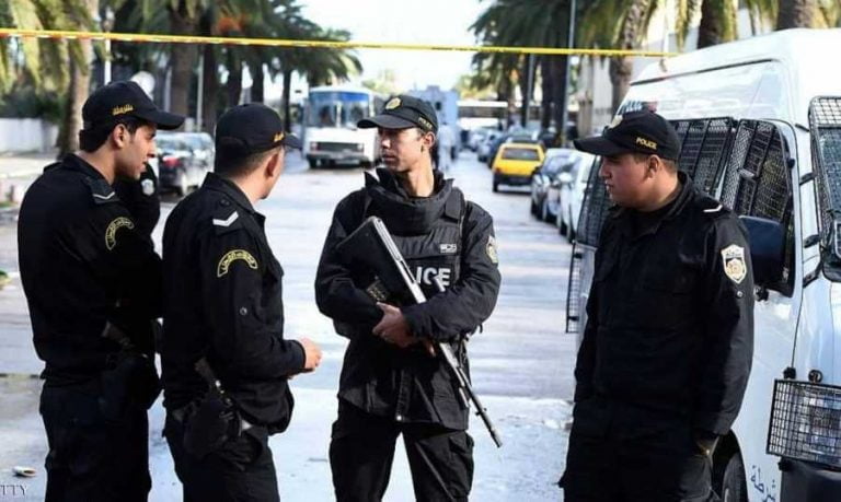 مسلّح حاول اقتحام الداخلية التونسية!