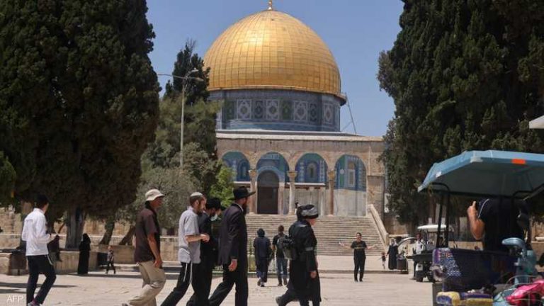 بالفيديو.. مسيرة للمستوطنين في القدس المحتلة