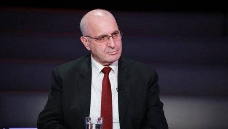 “تسونامي صحية”.. عراجي يحذر