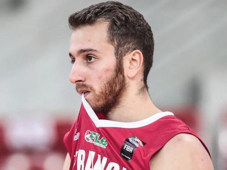 عرقجي يوجه رسالة الى قائد منتخب لبنان عبر “انستغرام”