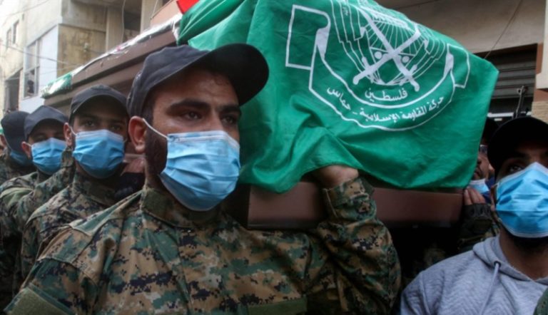 “حماس”: قتل متعمّد للمشاركين في تشييع شهيد!