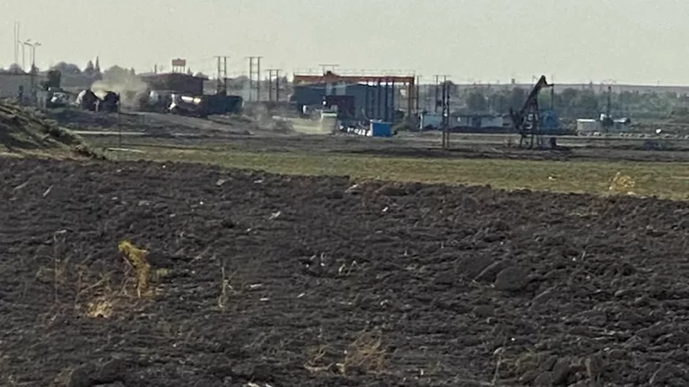 إنفجار عبوة ناسفة برتل شاحنات أميركية في ريف الحسكة