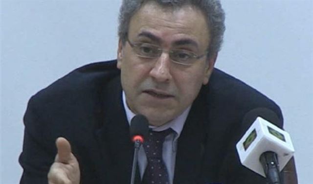 “ميشال شاكر” عميداً جديداً لكلية الاعلام