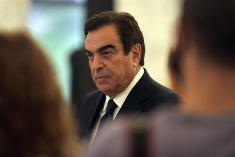 “الأخبار”: قرداحي قرباناً للرياض… فهل يتوقّف الصلف السعودي؟