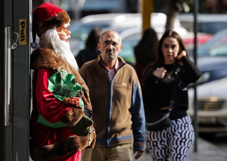 لبنان في 2022.. أرقام ومؤشرات تُنذر بتعمّق الأزمة