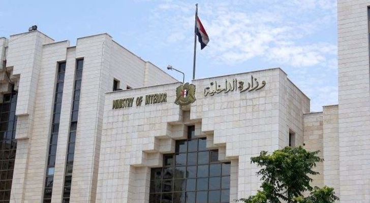 قرار سوري يتعلق بلبنانيين..