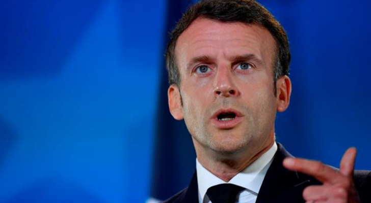 ماكرون يطالب بإنصاف ضحايا انفجار المرفأ: لن ندع لبنان ينهار