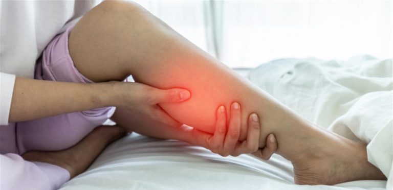 ألم الساقين ليلاً.. هذا هو السبب!