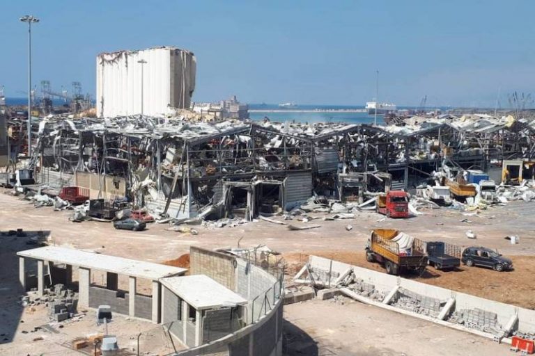 غوتيريش جال في مرفأ بيروت