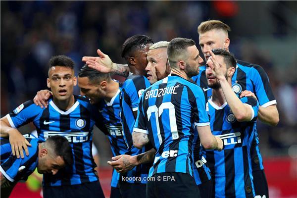 انتر ميلانو يتصدر الترتيب في الدوري الايطالي