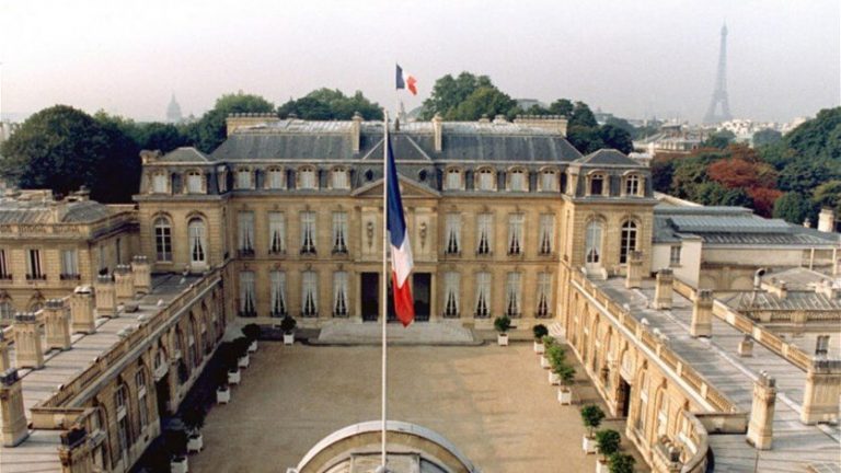 الإليزيه: محادثات بين ماكرون ونظيريه الأوكراني والروسي قريباً