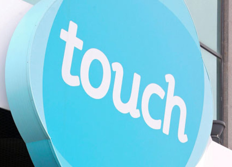 “تاتش”: تمكنا من معالجة عدم تطابق شرائح الـ SIM القديمة مع النظام التشغيلي