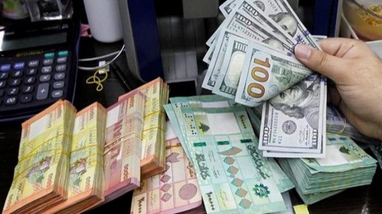 ماذا سجل دولار السوق السوداء اليوم؟