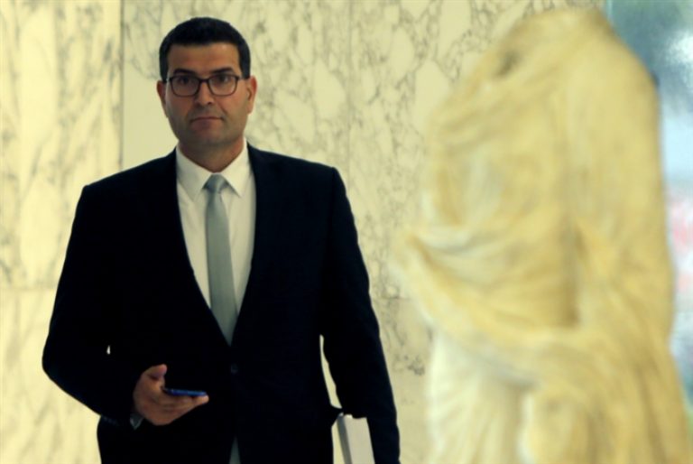 وزير الزراعة: الغاء جميع الإجازات الخاصة للتصدير!