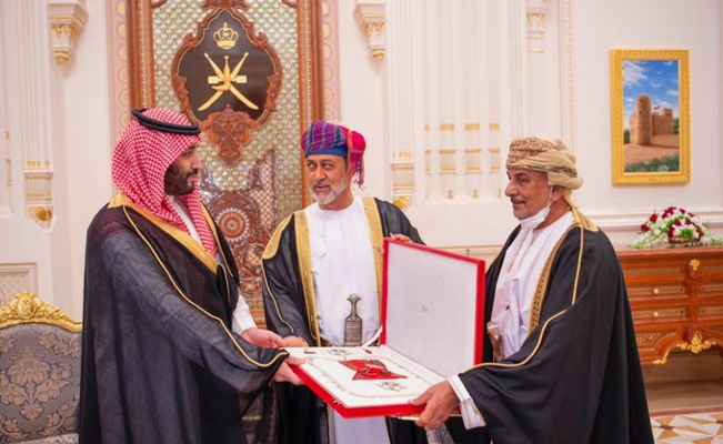 سعي سعودي – عماني لتجاوز “لبنان” أزماته!