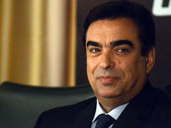 “القبس”: إجتماع لإقناع قرداحي بالإستقالة!