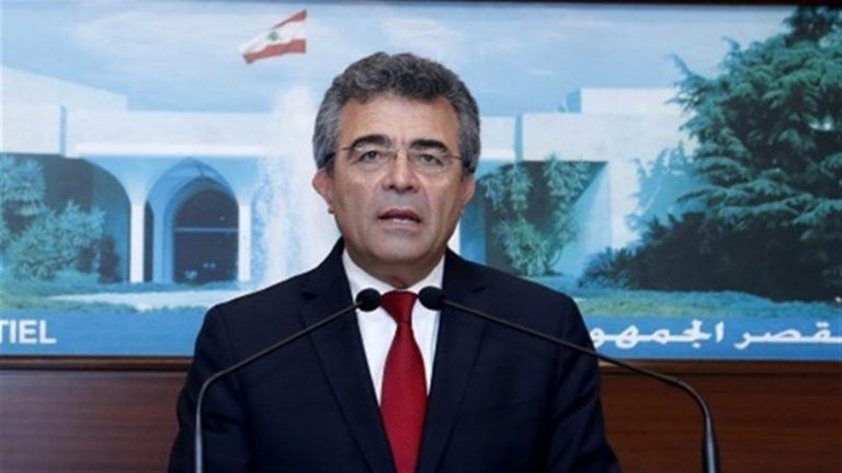 مستشار عون عن الانقسام في بعبدا: مضحك هذا الكلام