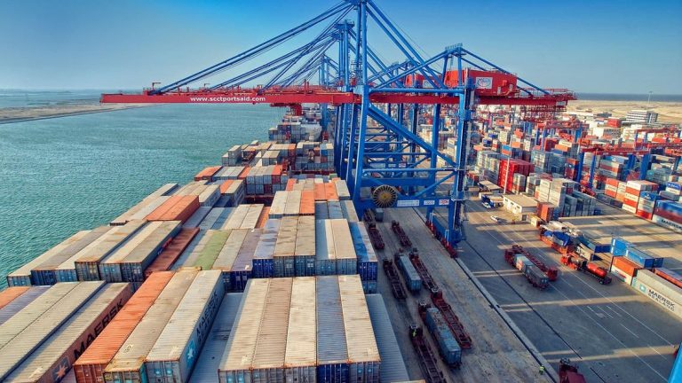 عودة الحركة الملاحية للموانئ المصرية