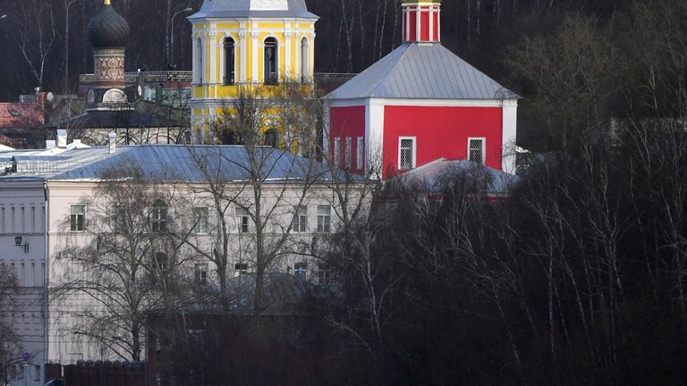 إصابة 8 أشخاص في تفجير عبوة ناسفة بموسكو