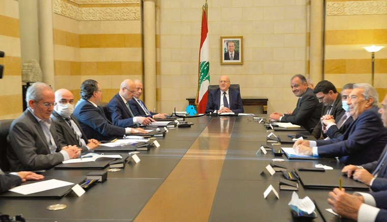 ميقاتي يرأس اجتماعاً “وزاريّاً اقتصاديّاً” بالسرايا