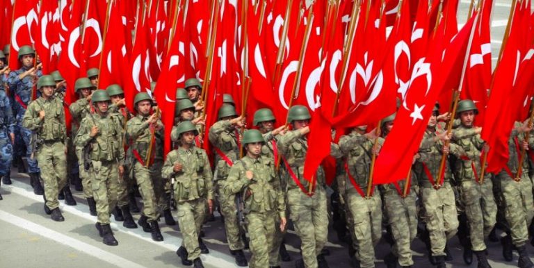 هل ستساعد تركيا أميركا.. إذا غزت روسيا أوكرانيا؟