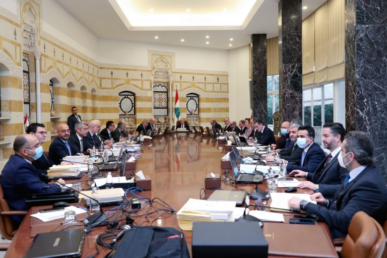 الدبلوماسيون: خدعتنا الحكومة!