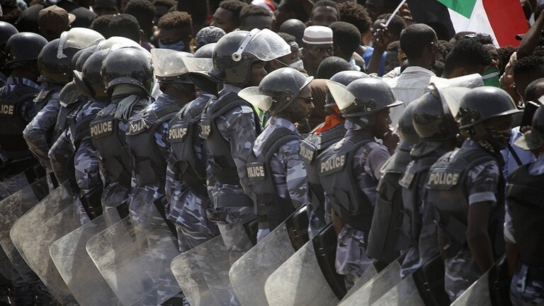وفاة متظاهر وإصابة العشرات في احتجاجات السودان