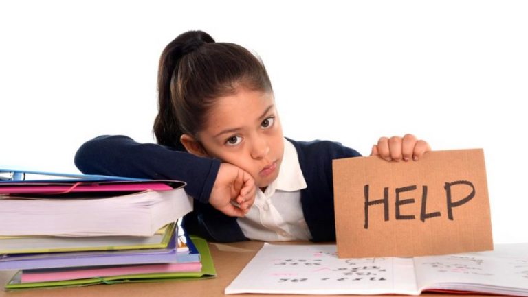 “الدراسة في لبنان” تدفع الطلاب نحو العيادات النفسية!