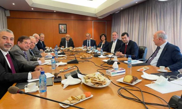 “المهن الحرة” بحثت في ملف حماية حقوق المودعين