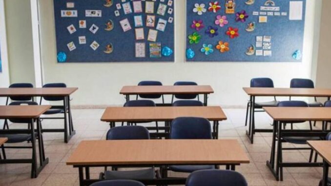 حراك المتعاقدين ولجنة متعاقدي الأساسي: لإنهاء العام الدراسي