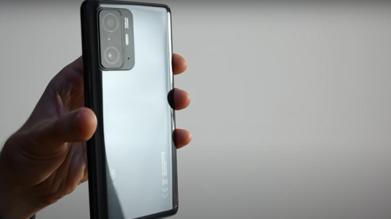 هاتف آخر من Xiaomi يكتسح أسواق الإلكترونيات