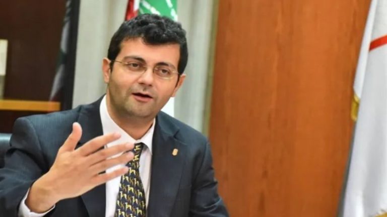 نقيب الصيادلة: حليب ​الأطفال سيتوافر هذا الأسبوع