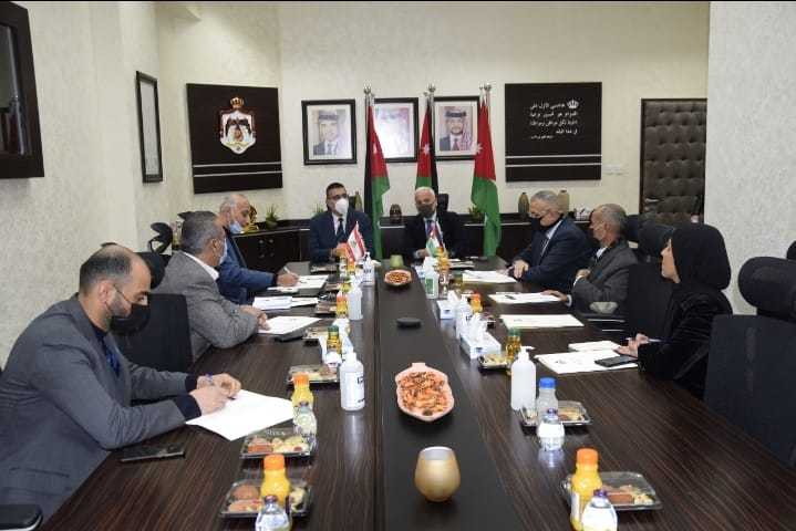 حجار بحث ونظيره الاردني الاستراتجية الوطنية للحماية الإجتماعية