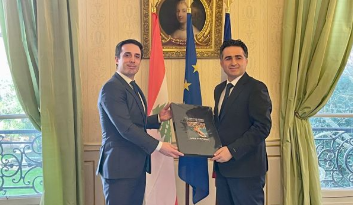 حميه تبلغ موافقة فرنسا على هبة الباصات