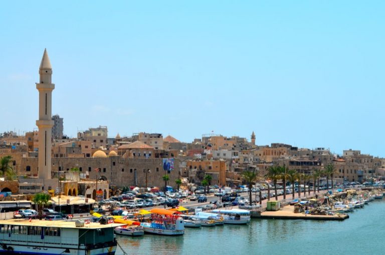 توتر في صيدا.. والسبب صورة “سليماني”