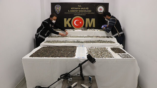 ضبط أكثر من 25 ألف قطعة أثرية غربي تركيا