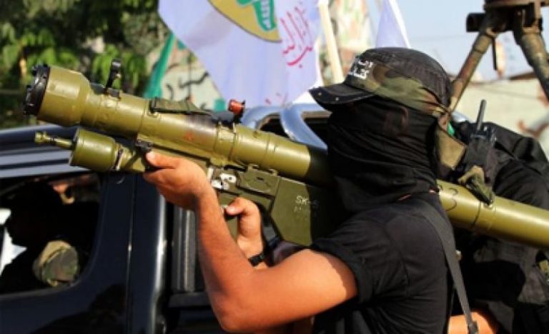 المقاومة الفلسطينية تستهدف طائرات الإحتلال