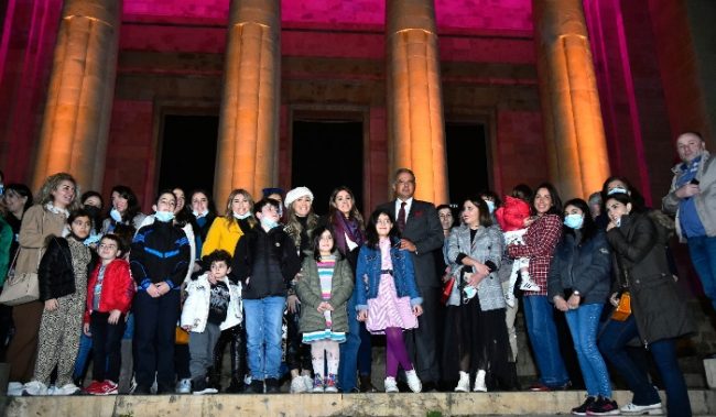 المرتضى أضاء المتحف الوطني: لنتلمس سبل الخلاص لمجتمعنا