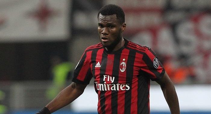 ما موقف برشلونة من ضم كيسي؟