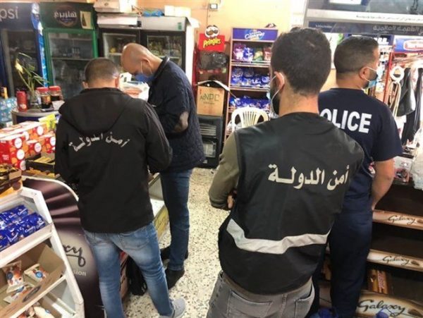 مراقبو الاقتصاد في سوبرماركت الكورة وتبنين