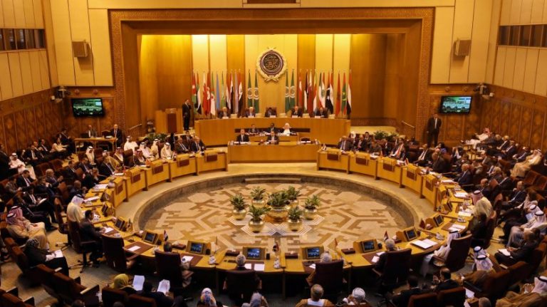 الجامعة العربية: نتابع بقلق كبير التطورات المتلاحقة في أوكرانيا