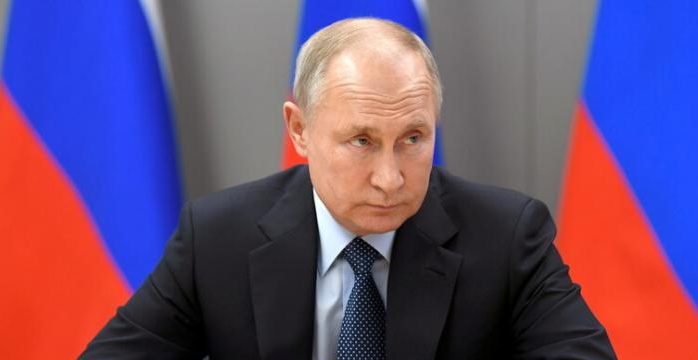 بوتين: نرى تصعيدا للأوضاع في دونباس