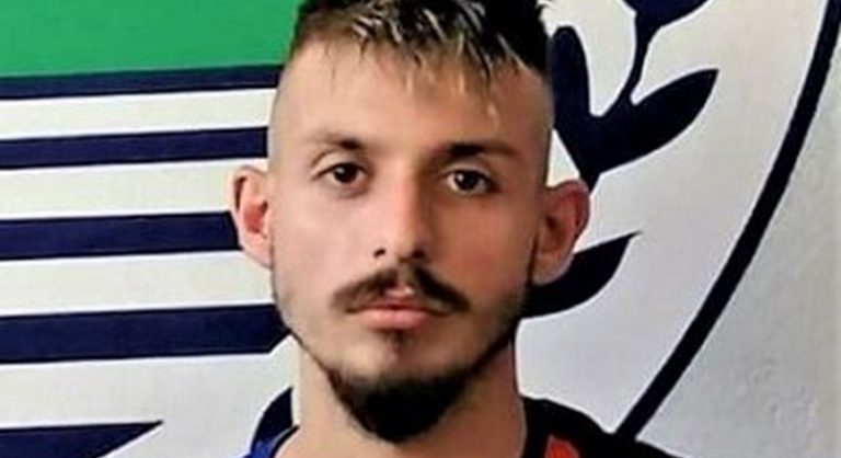 وفاة لاعب يوناني خلال المباراة