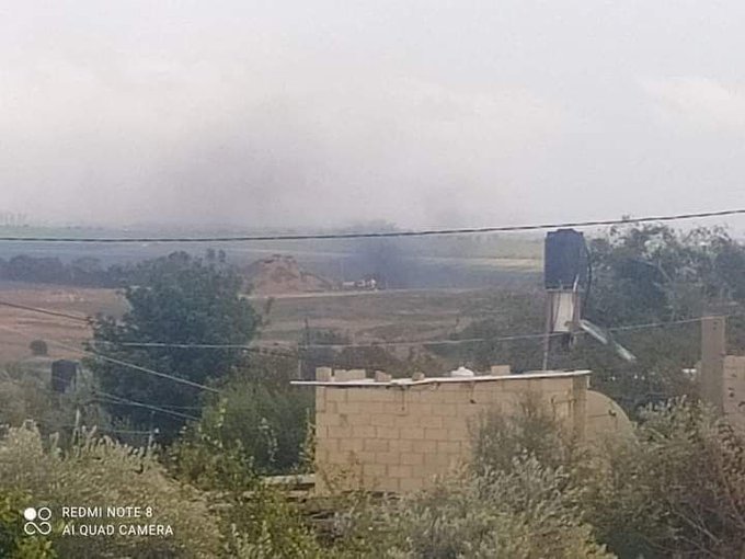 بالفيديو – فلسطنيون تسللوا من غزة وأحرقوا آلية عسكرية إسرائيلية