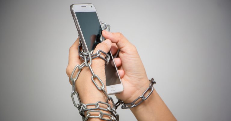 أكثر الدول إدماناً للهواتف الذكية